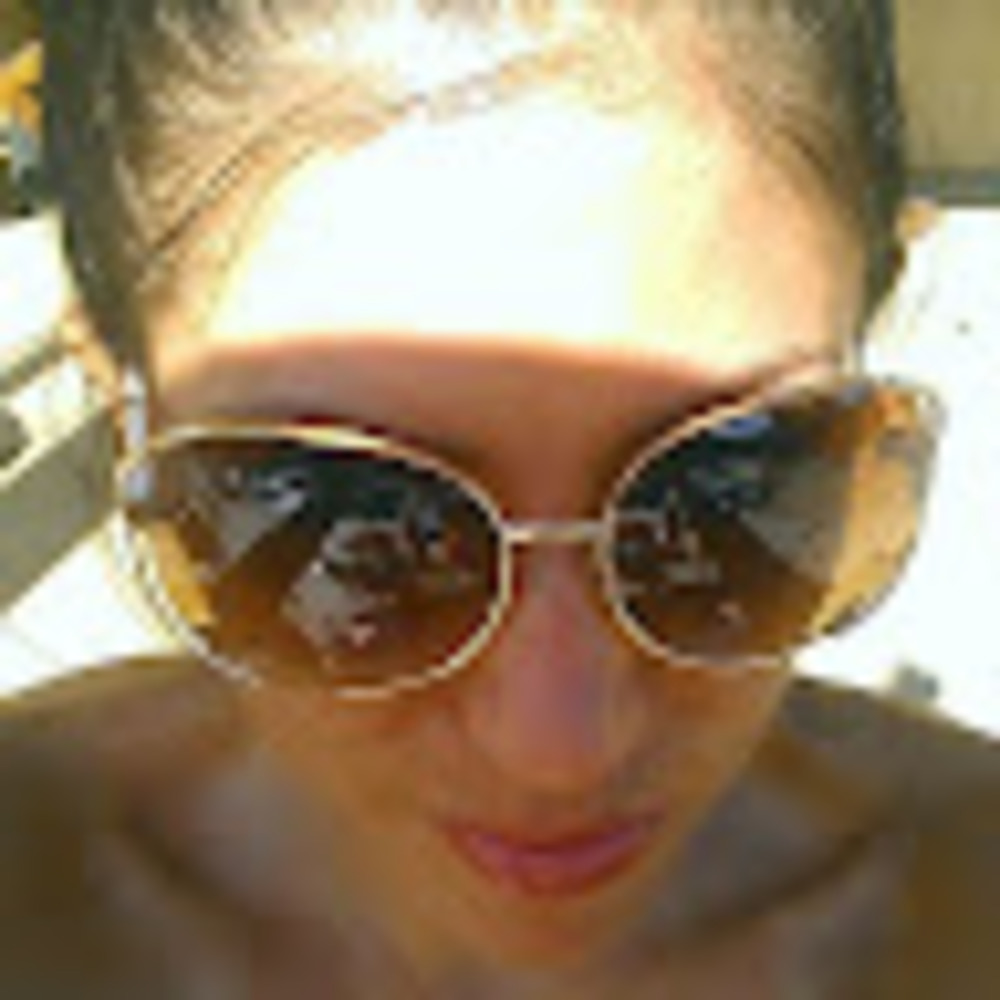 Meet your Posher, Luana